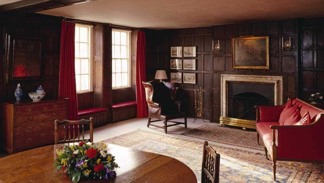 Quebec House